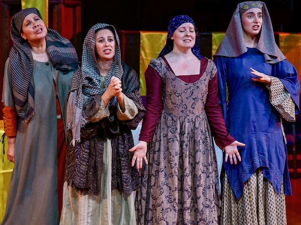 Kara Chandler, Katarina Bakas, Sally Olson, Isabel Schmitz. Photo by Steve Graue.